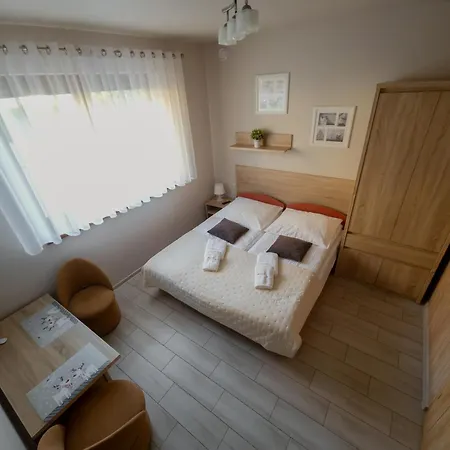 דירה Rajbi שצ'צ'ירק